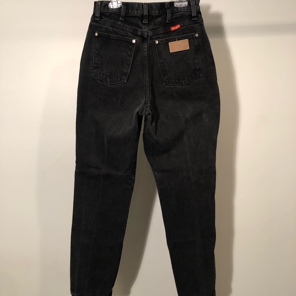 Ladies Wrangler black denim jeans. 26-32 - Picture 5 of 7